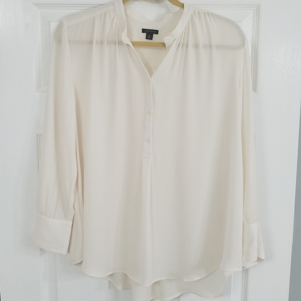 Ann Taylor blouse. Medium. Winter white. Like new.